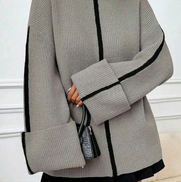 Sweaters - Women's Casual Contrast Color Fold Cuff Turtleneck Sweater, Autumn